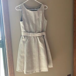 Gold sleeveless party dress